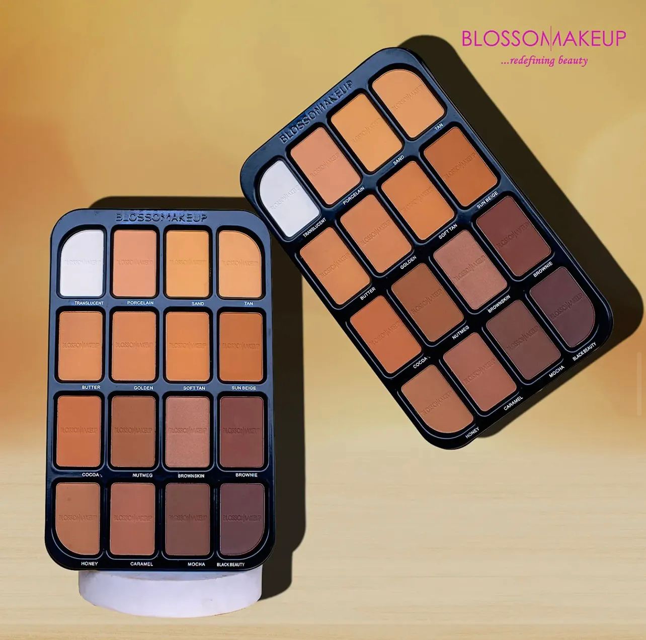 Palette de 16 poudres de finition - BLOSSOM MAKEUP