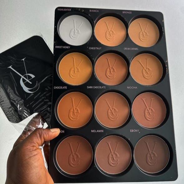 Palette de poudres de finition - VEE BEAUTY